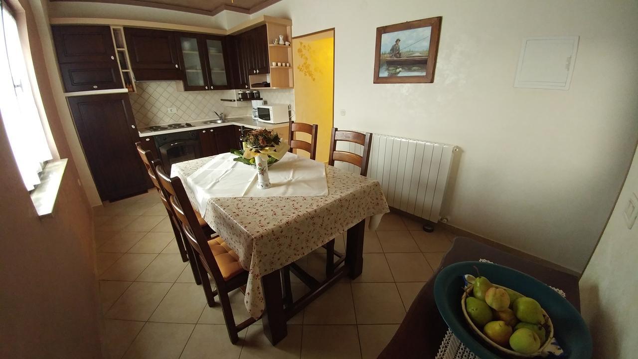 Apartmani Villa Otilija Пореч Екстериор снимка