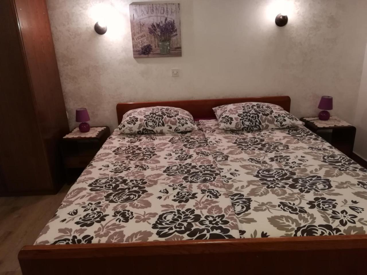 Apartmani Villa Otilija Пореч Екстериор снимка